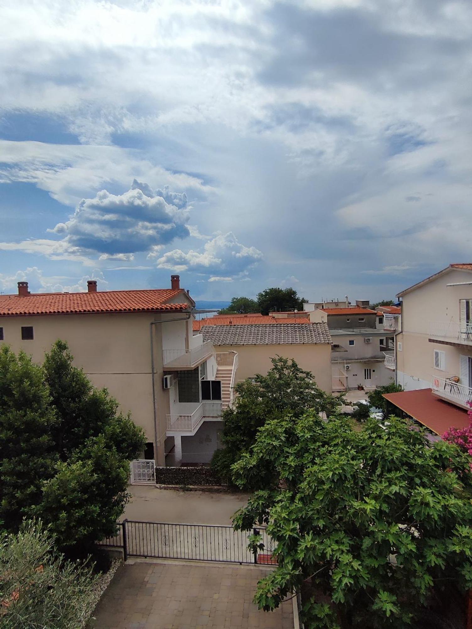 Apartments Divna Baška Voda Eksteriør bilde