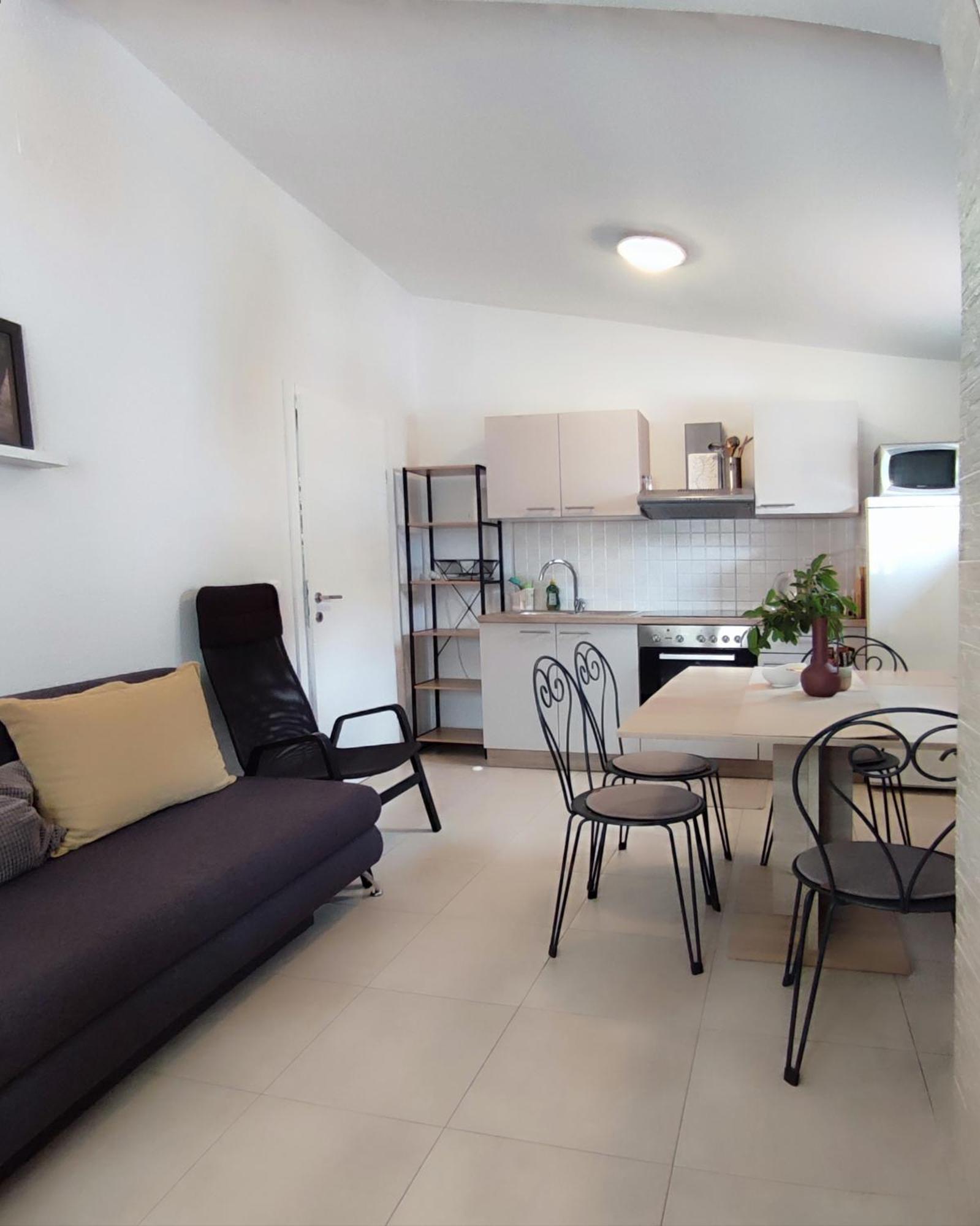 Apartments Divna Baška Voda Eksteriør bilde